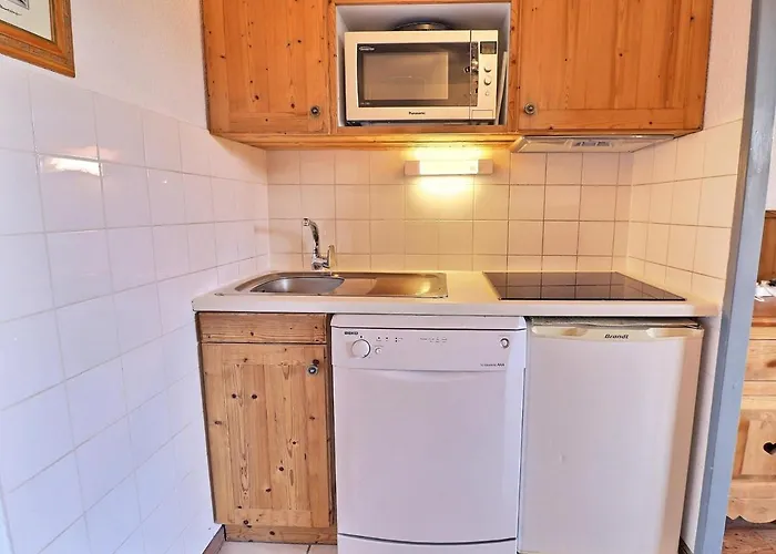 Confortable 2 Pieces, Skis Aux Pieds, 2 Ch, 4 Pers, Non-fumeur - Fr-1-182a-16 Courchevel