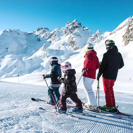 Confortable 2 Pieces, Skis Aux Pieds, 2 Ch, 4 Pers, Non-fumeur - Fr-1-182a-16 *